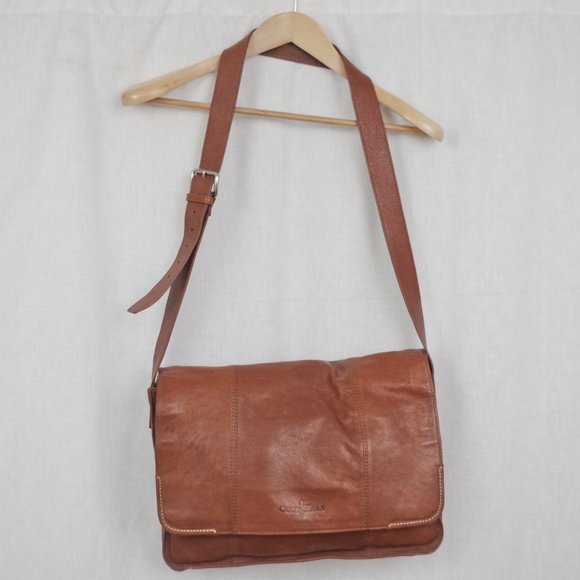 Cole Haan Brown Leather Messenger Bag WIth Laptop Compartment - Picture 1 of 12